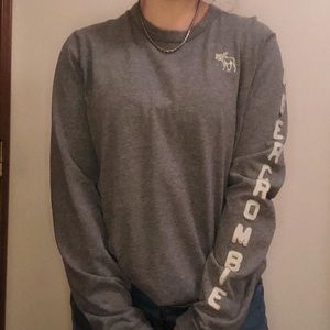 Gray Abercrombie & Fitch Crewneck